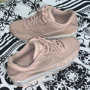 women’s nike air max